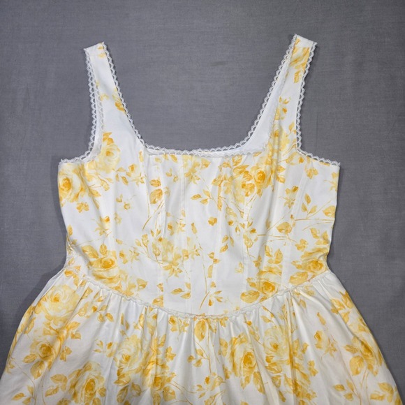 WAYF Desi Corset Midi Dress Small White Yellow Floral Lace Trim Milkmaid Size S - Picture 5 of 13